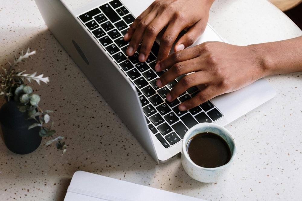 The Benefits of Business Blogging: 5 Tips to Help You Get Started